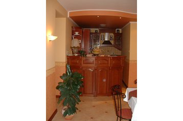 Hungrie Privát Sárvár, Extérieur